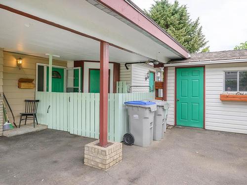 1622 Hornby Ave, Kamloops, BC - Outdoor With Deck Patio Veranda With Exterior