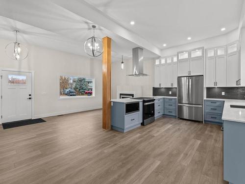 2282 Schindler Cres, Merritt, BC - Indoor Photo Showing Kitchen With Upgraded Kitchen