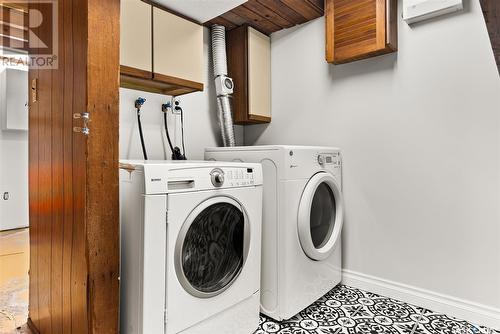 823 Shannon Road, Regina, SK - Indoor Photo Showing Laundry Room