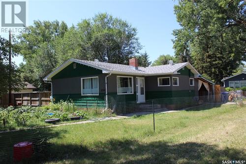 306 Clay Street, Eastend, SK - Outdoor