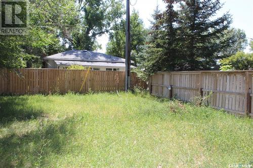 306 Clay Street, Eastend, SK - Outdoor