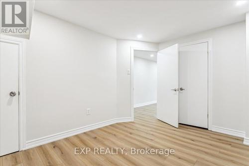 143 Broker Drive, Hamilton, ON - Indoor Photo Showing Other Room