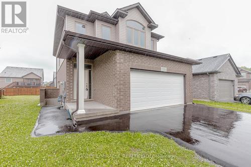 7790 Hanniwell Street, Niagara Falls, ON - Outdoor