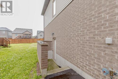 7790 Hanniwell Street, Niagara Falls, ON - Outdoor With Exterior