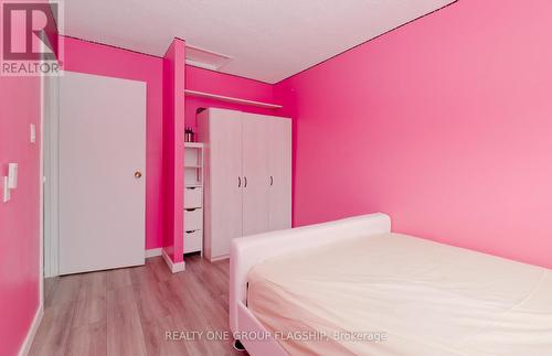107 - 11 Harrisford Street, Hamilton, ON - Indoor Photo Showing Bedroom