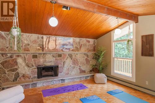 122 Woodland Crescent, South Bruce Peninsula, ON - Indoor With Fireplace