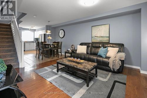 6 - 1328 Upper Sherman Avenue, Hamilton, ON - Indoor Photo Showing Living Room