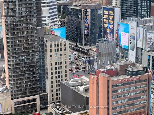 3707 - 82 Dalhousie Street, Toronto, ON - Outdoor With Facade