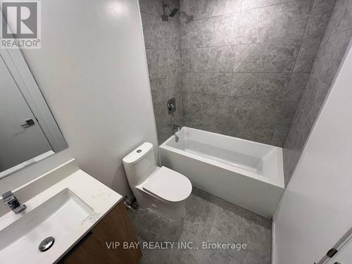 3707 - 82 Dalhousie Street, Toronto, ON - Indoor Photo Showing Bathroom