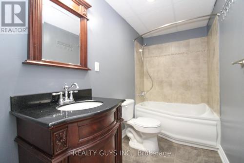 461 Abound Crescent, Peterborough, ON - Indoor Photo Showing Bathroom