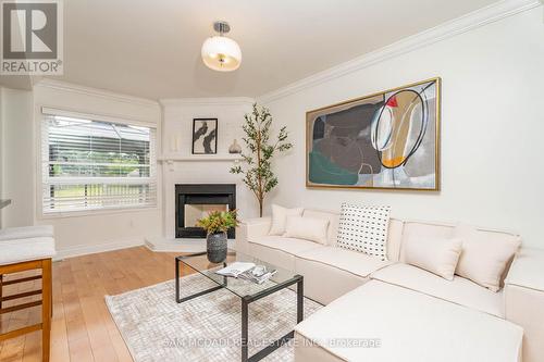 1486 Emerson Lane, Mississauga, ON - Indoor Photo Showing Living Room With Fireplace