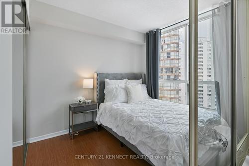 1605 - 44 St Joseph Street, Toronto, ON - Indoor Photo Showing Bedroom