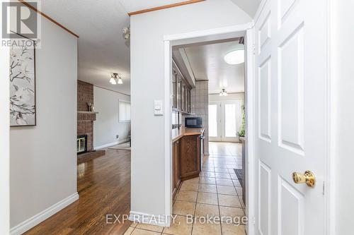 69 Lord Simcoe Drive, Brampton, ON - Indoor Photo Showing Other Room