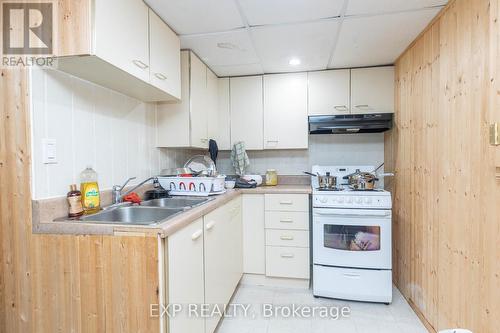 69 Lord Simcoe Drive, Brampton, ON - Indoor Photo Showing Kitchen With Double Sink