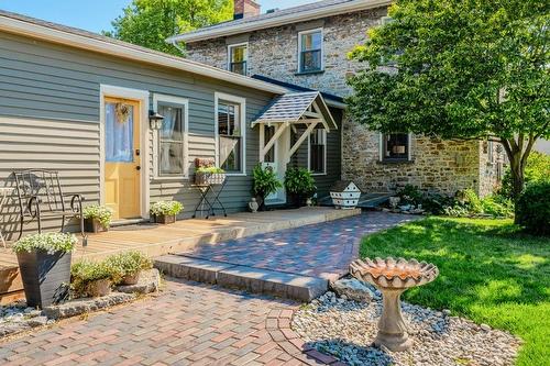 Yellow door to separate apt. - 44 King Street, Port Colborne, ON - Outdoor With Deck Patio Veranda