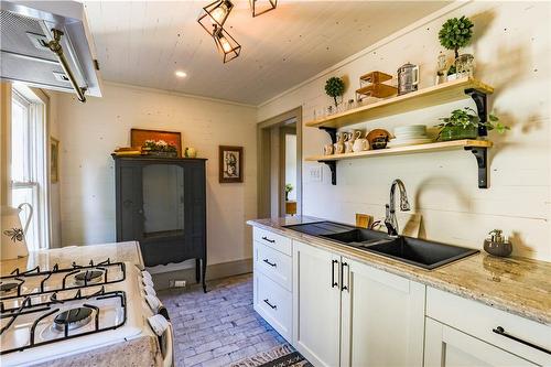 44 King Street, Port Colborne, ON - Indoor Photo Showing Kitchen With Double Sink