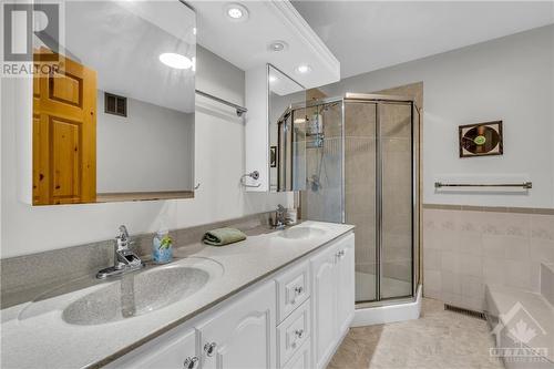 5171 Algonquin Road, Brockville, ON - Indoor Photo Showing Bathroom