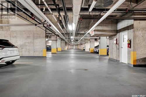 506 902 Spadina Crescent E, Saskatoon, SK - Indoor Photo Showing Garage