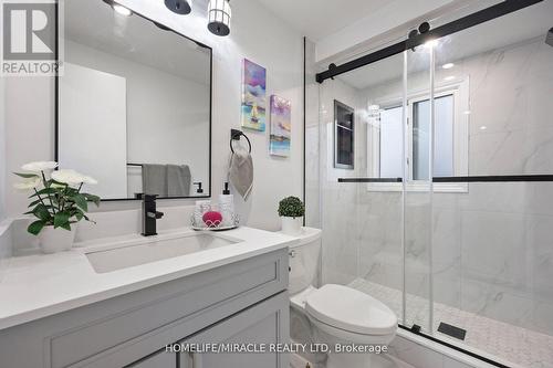 1168 Tanzer Court, Pickering, ON - Indoor Photo Showing Bathroom