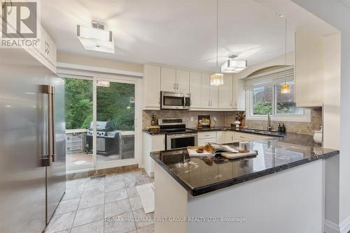 1894 Bowler Drive, Pickering, ON - Indoor Photo Showing Kitchen With Stainless Steel Kitchen