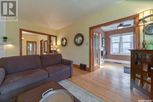 115 Connaught Crescent, Regina, SK - Indoor Photo Showing Living Room