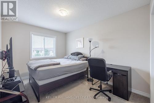 3413 Castle Rock Place, London, ON - Indoor Photo Showing Bedroom