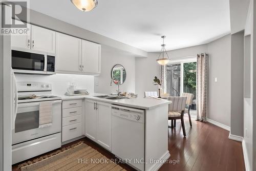 473 Nottingham Crescent, Oshawa, ON - Indoor Photo Showing Kitchen With Double Sink