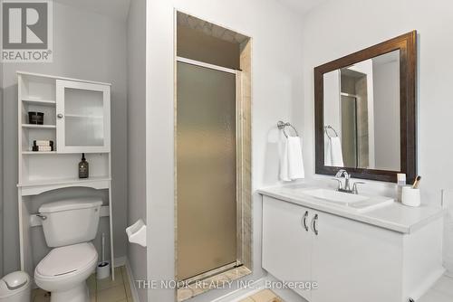 473 Nottingham Crescent, Oshawa, ON - Indoor Photo Showing Bathroom