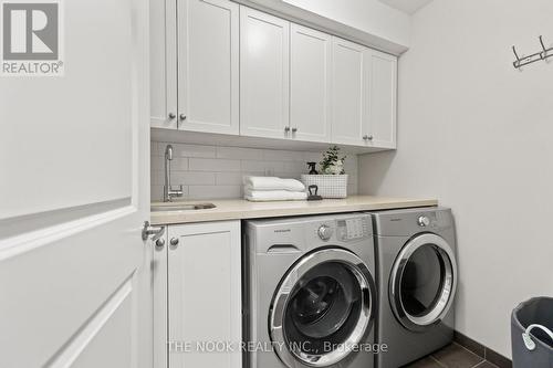 75 - 1812 Burnhamthorpe Road E, Mississauga, ON - Indoor Photo Showing Laundry Room