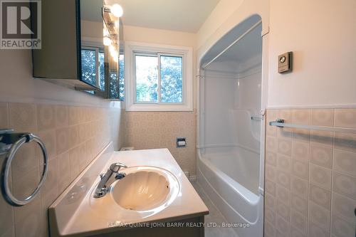28 Walter Avenue, Quinte West, ON - Indoor Photo Showing Bathroom