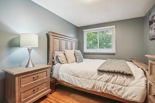 20 Stanmary Drive, St. Catharines, ON - Indoor Photo Showing Bedroom