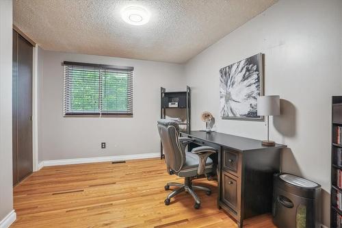 20 Stanmary Drive, St. Catharines, ON - Indoor Photo Showing Office
