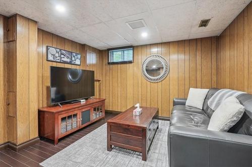 20 Stanmary Drive, St. Catharines, ON - Indoor Photo Showing Basement