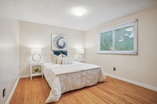 20 Stanmary Drive, St. Catharines, ON - Indoor Photo Showing Bedroom