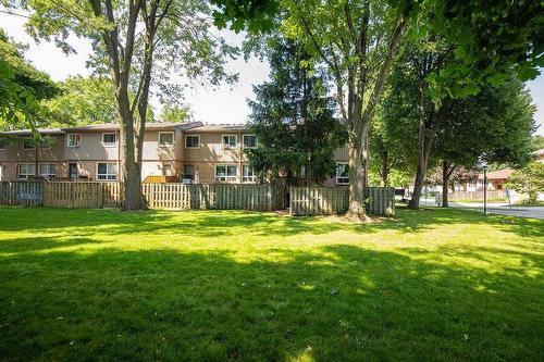 73 Fonthill Road, Hamilton, ON - Outdoor