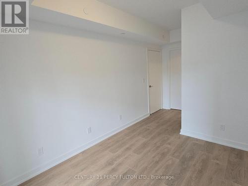 320 - 2033 Kennedy Road, Toronto, ON - Indoor Photo Showing Other Room