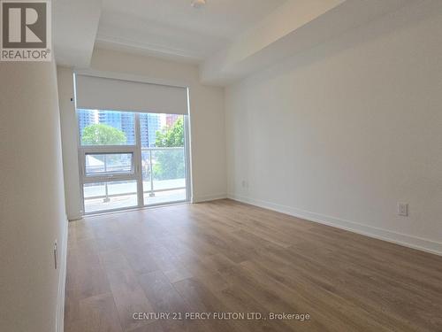 320 - 2033 Kennedy Road, Toronto, ON - Indoor Photo Showing Other Room