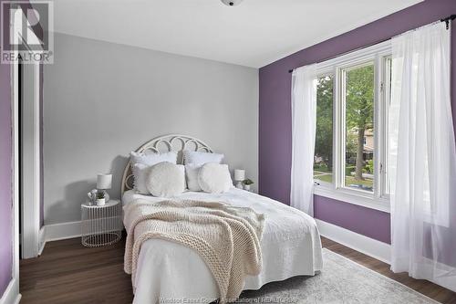 185 Cameron, Windsor, ON - Indoor Photo Showing Bedroom