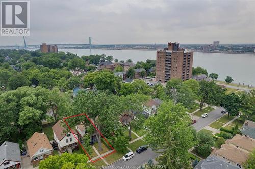 185 Cameron, Windsor, ON - Outdoor With Body Of Water With View