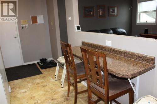 21 228 3Rd Street, Weyburn, SK - Indoor Photo Showing Dining Room