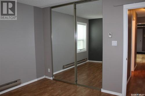 21 228 3Rd Street, Weyburn, SK - Indoor Photo Showing Other Room