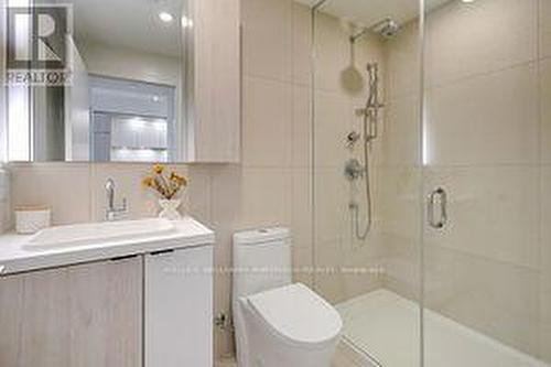 3215 - 35 Mercer Street, Toronto, ON - Indoor Photo Showing Bathroom