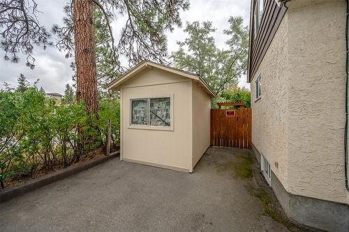 548 Burns Street, Penticton, BC - Outdoor