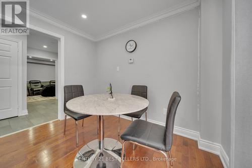 5201 Champlain Trail, Mississauga, ON - Indoor Photo Showing Dining Room