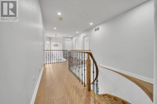 5201 Champlain Trail, Mississauga (Hurontario), ON - Indoor Photo Showing Other Room