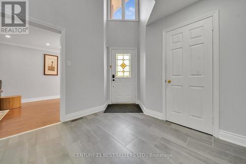 5201 Champlain Trail, Mississauga, ON - Indoor Photo Showing Other Room