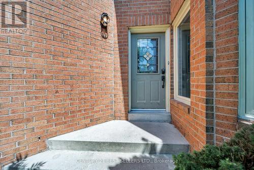 5201 Champlain Trail, Mississauga, ON - Outdoor With Exterior