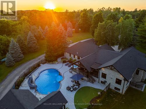 102 Concession 11 E, Hamilton, ON - Outdoor With In Ground Pool