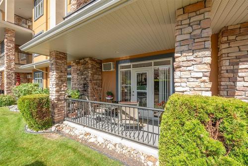 101-307 Whitman Road, Kelowna, BC - Outdoor