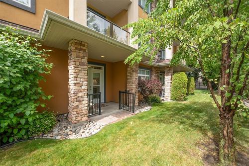 101-307 Whitman Road, Kelowna, BC - Outdoor